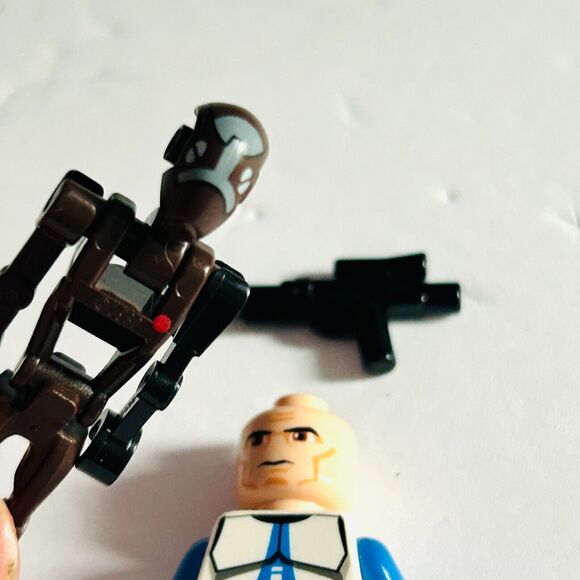 LEGO Star Wars Clone Trooper and Commando Droid Minifigure 75002 Lot of 2 - Picture 3 of 4